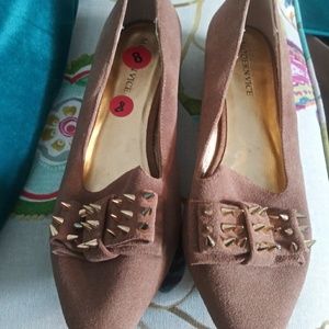 Modern Vice gold studded flats